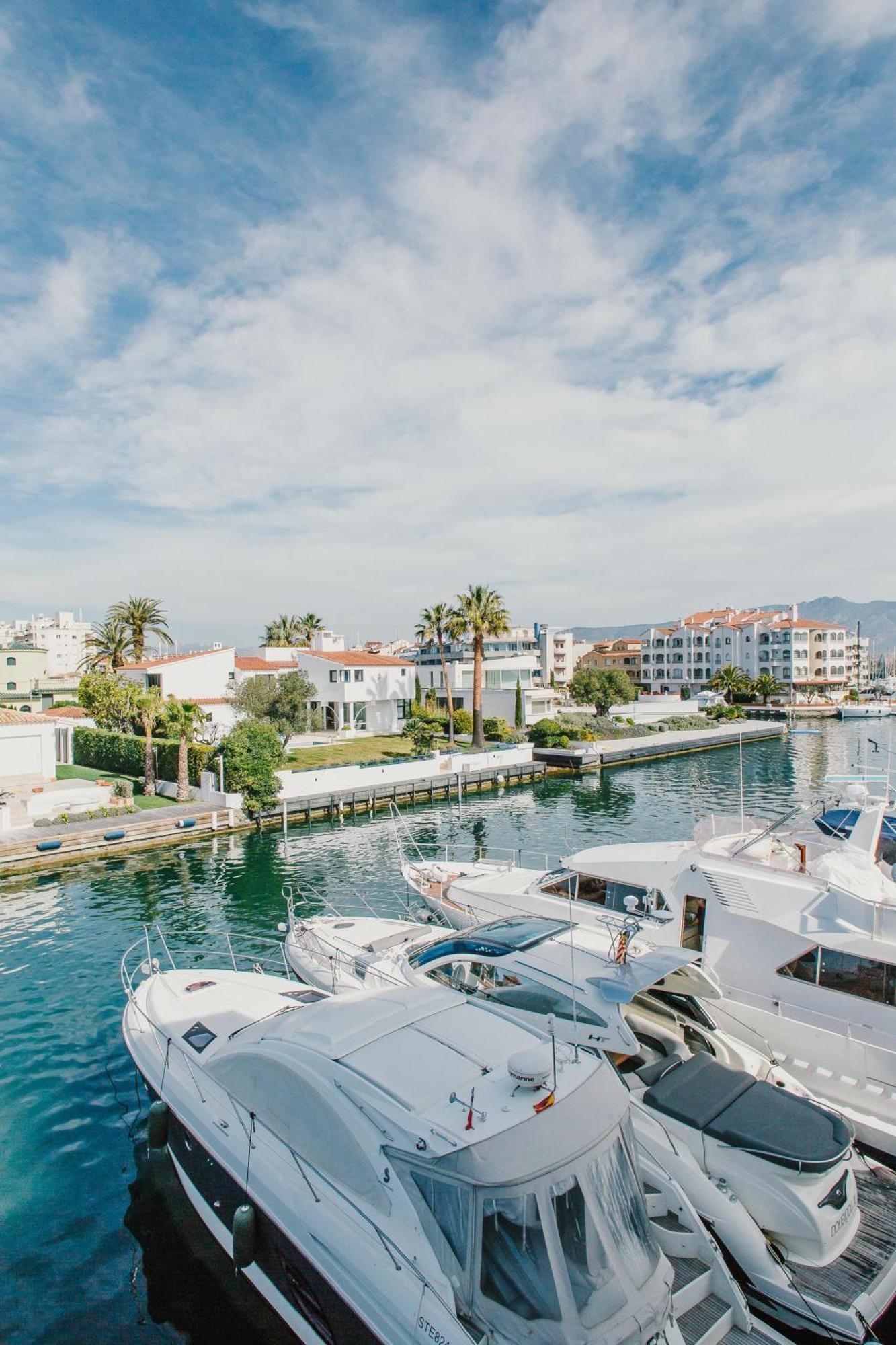 Villa Cargols De Mar Empuriabrava Exterior foto